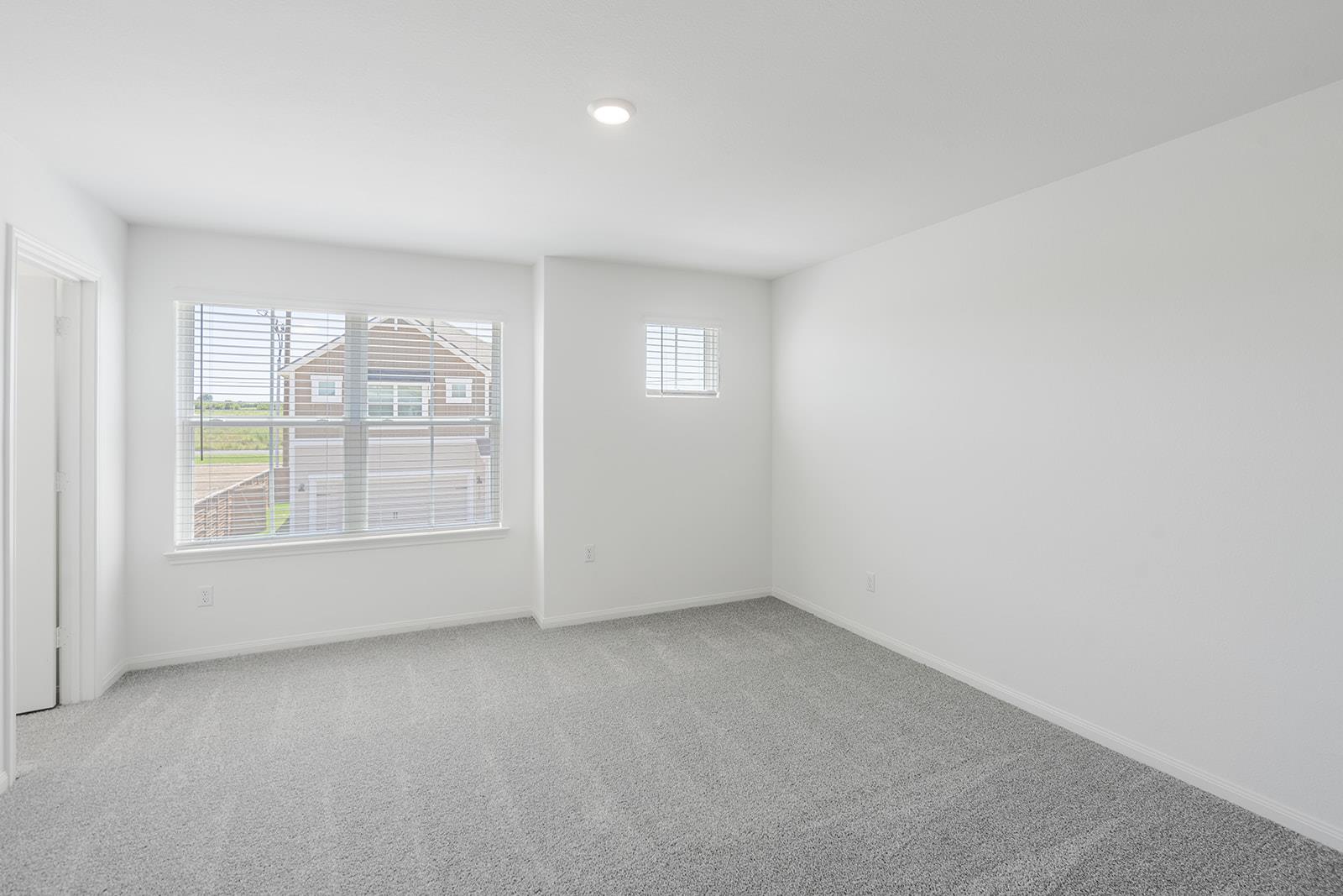 317 Carmel Canyon Trl, Jarrell, TX 76537