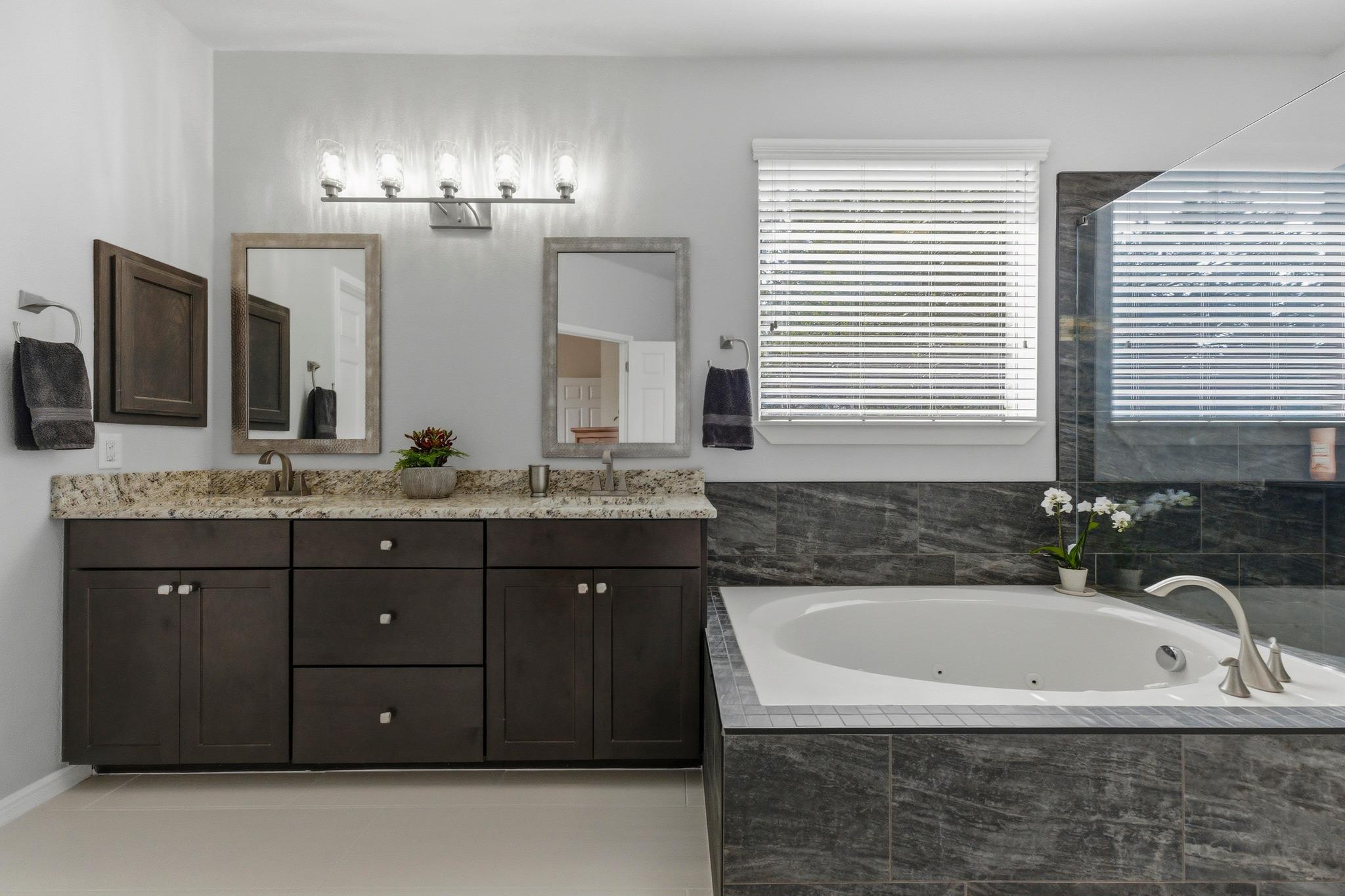 7805 Pitter Pat Ln, Austin, TX 78736