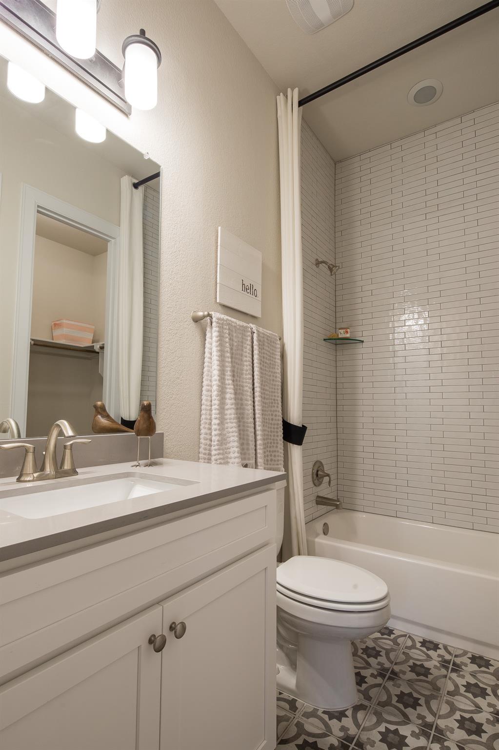 106 Double Eagle Ranch Dr, Cedar Creek, TX 78612