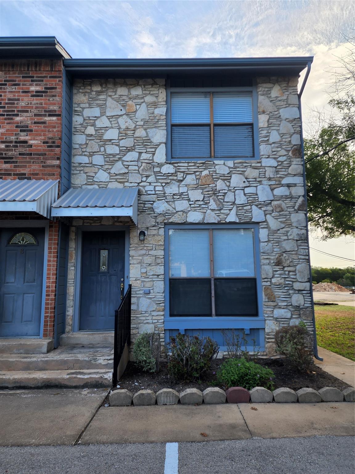 3005 Whisper Oaks Ln # A, Georgetown, TX 78628