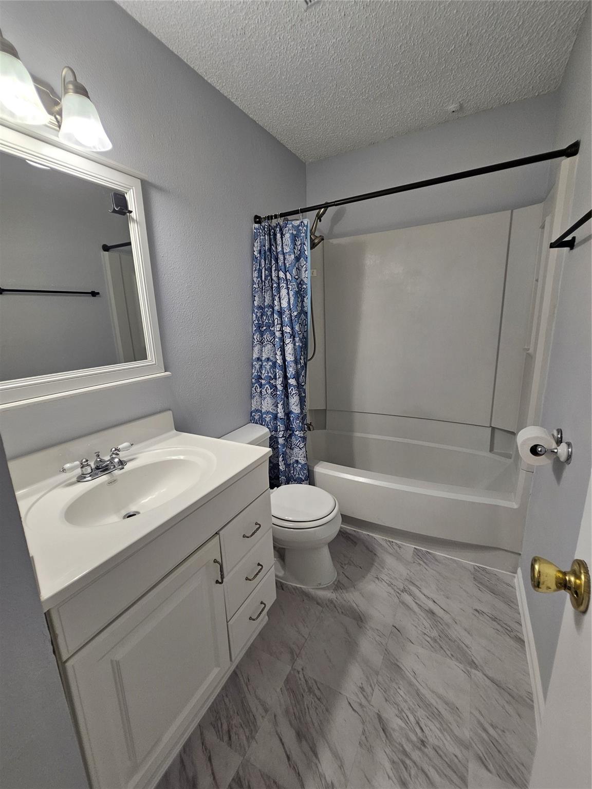 3005 Whisper Oaks Ln # A, Georgetown, TX 78628