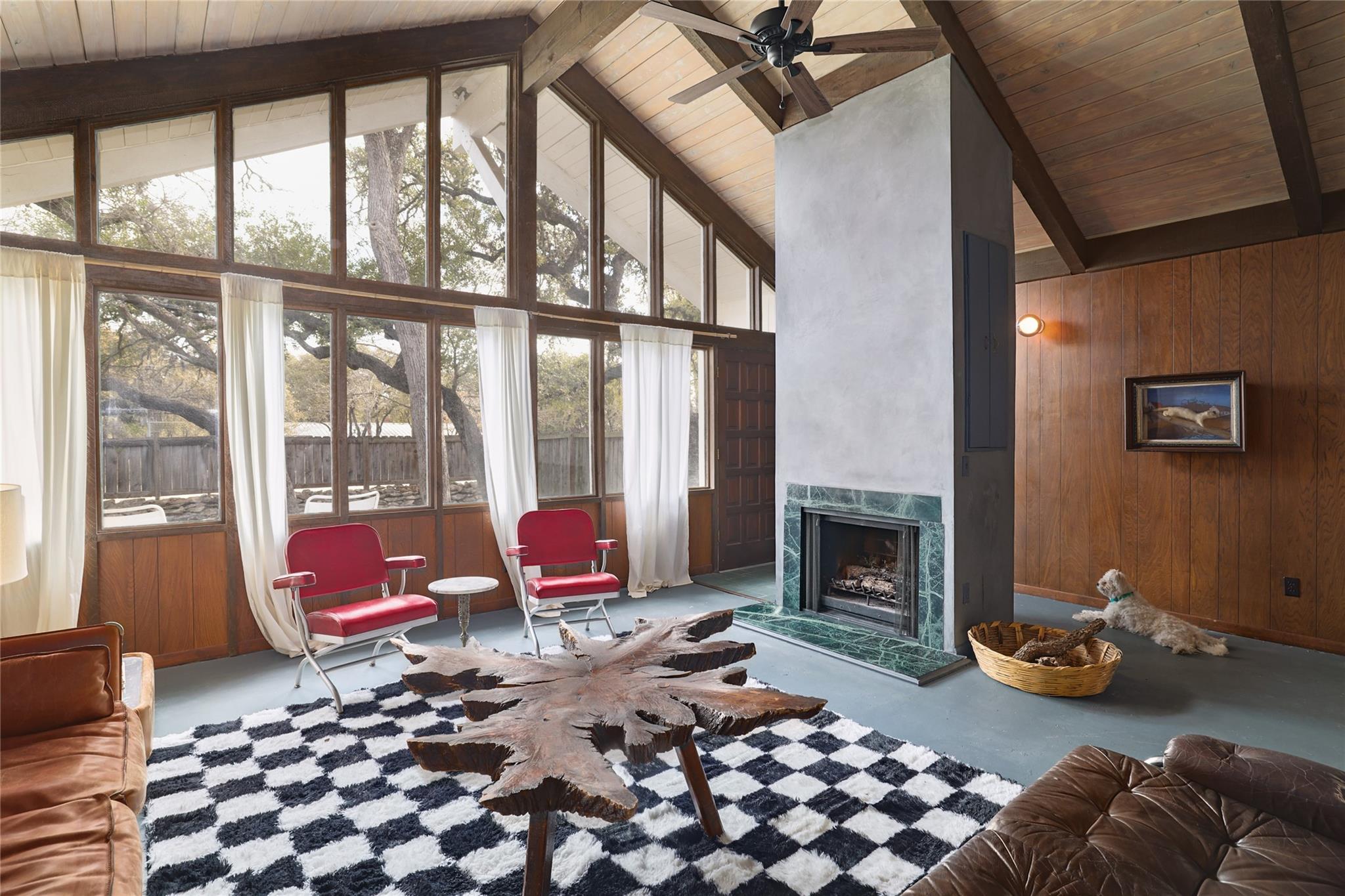 305 Reimer Ave, San Marcos, TX 78666