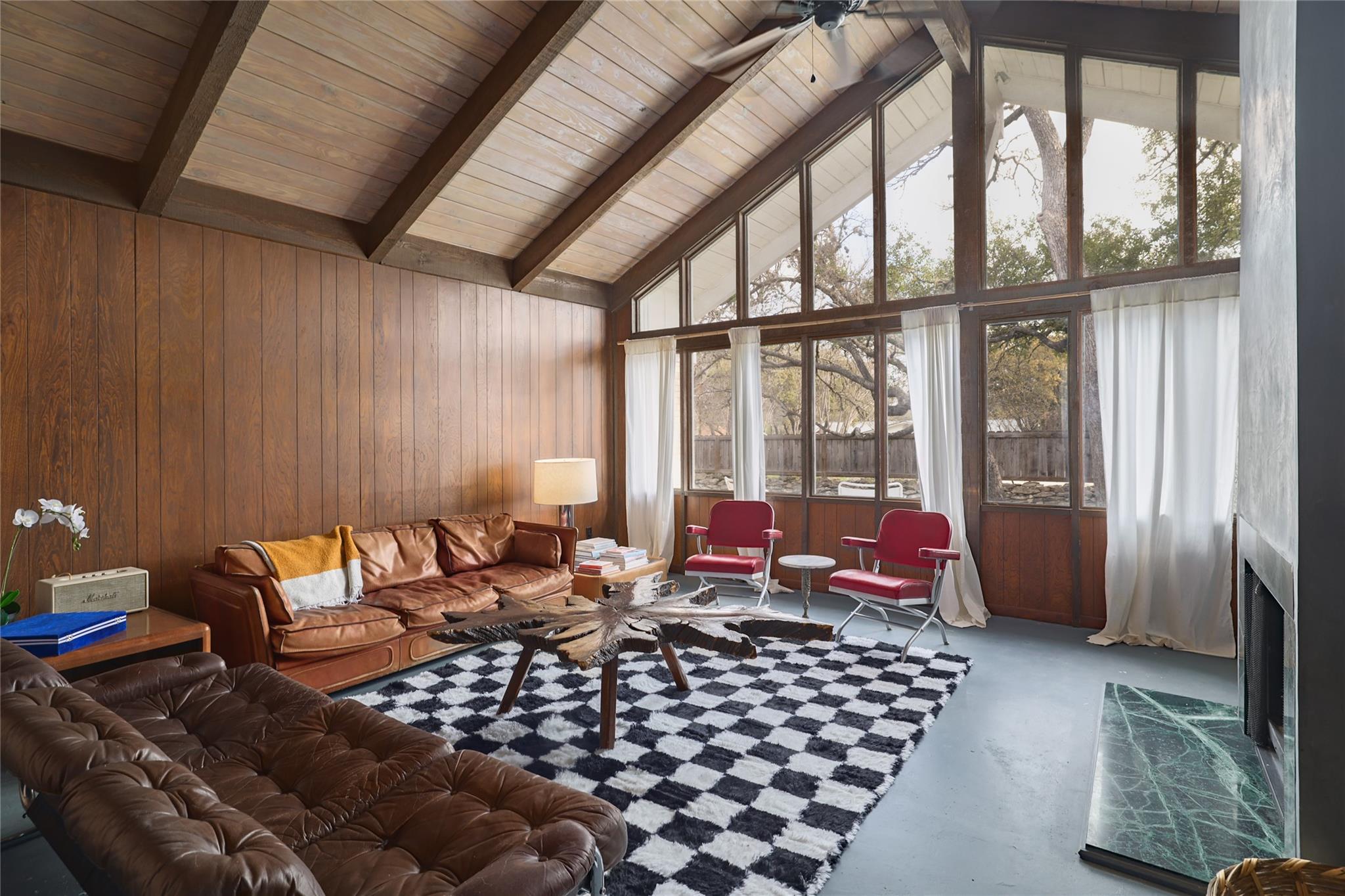 305 Reimer Ave, San Marcos, TX 78666