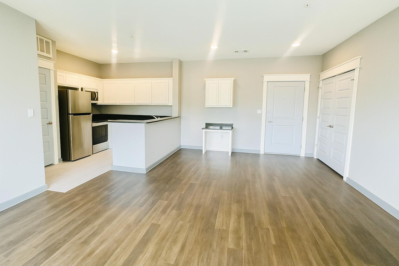 200 Maple Ln # 1201, Elgin, TX 78621