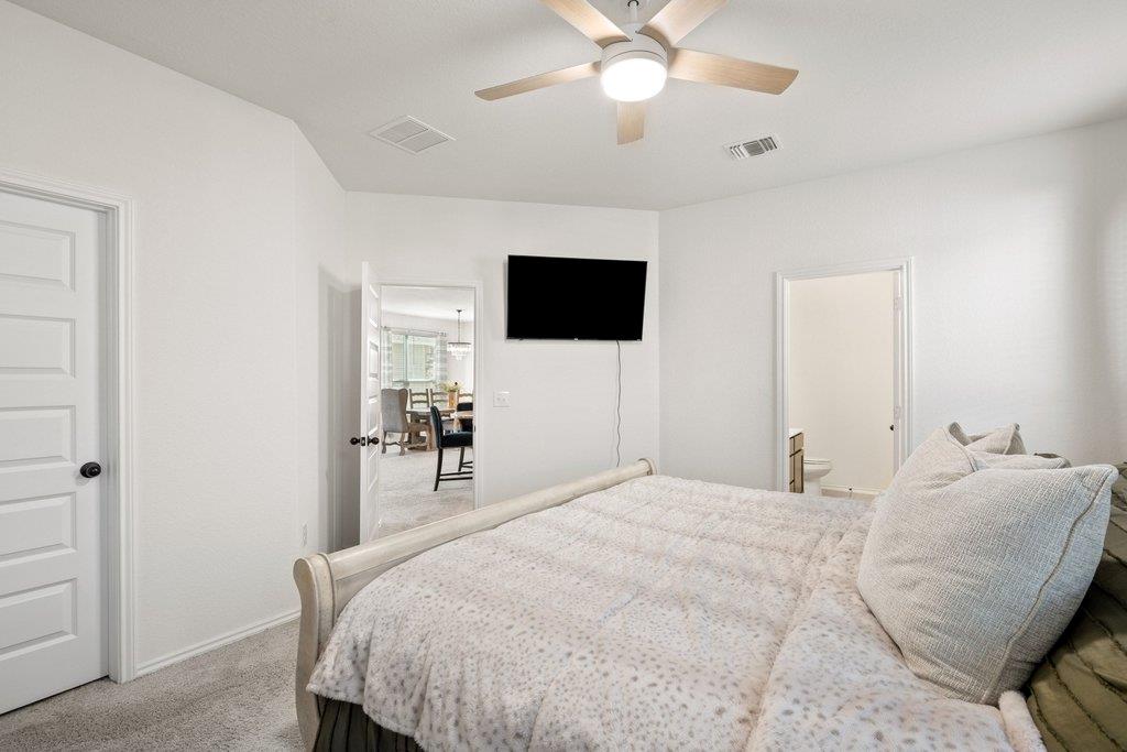 218 Summit Dr, Lockhart, TX 78644