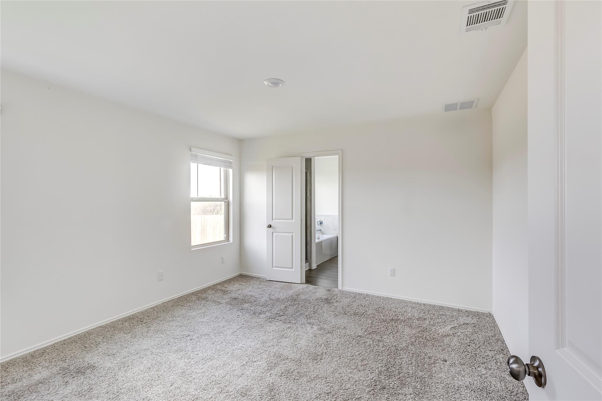 545 Greatest Gift Way, Jarrell, TX 76537