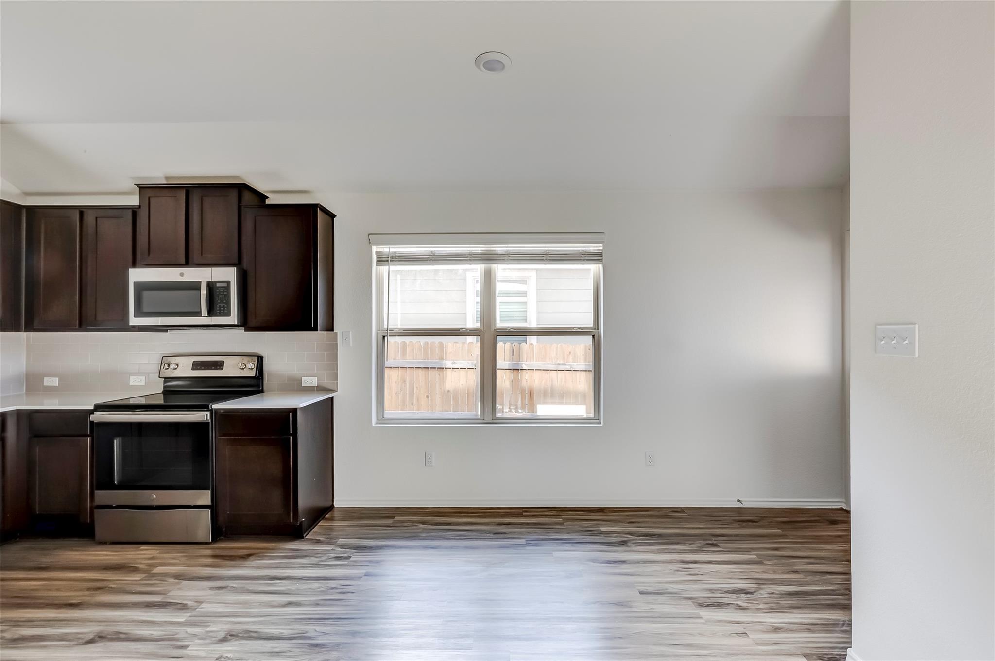 545 Greatest Gift Way, Jarrell, TX 76537