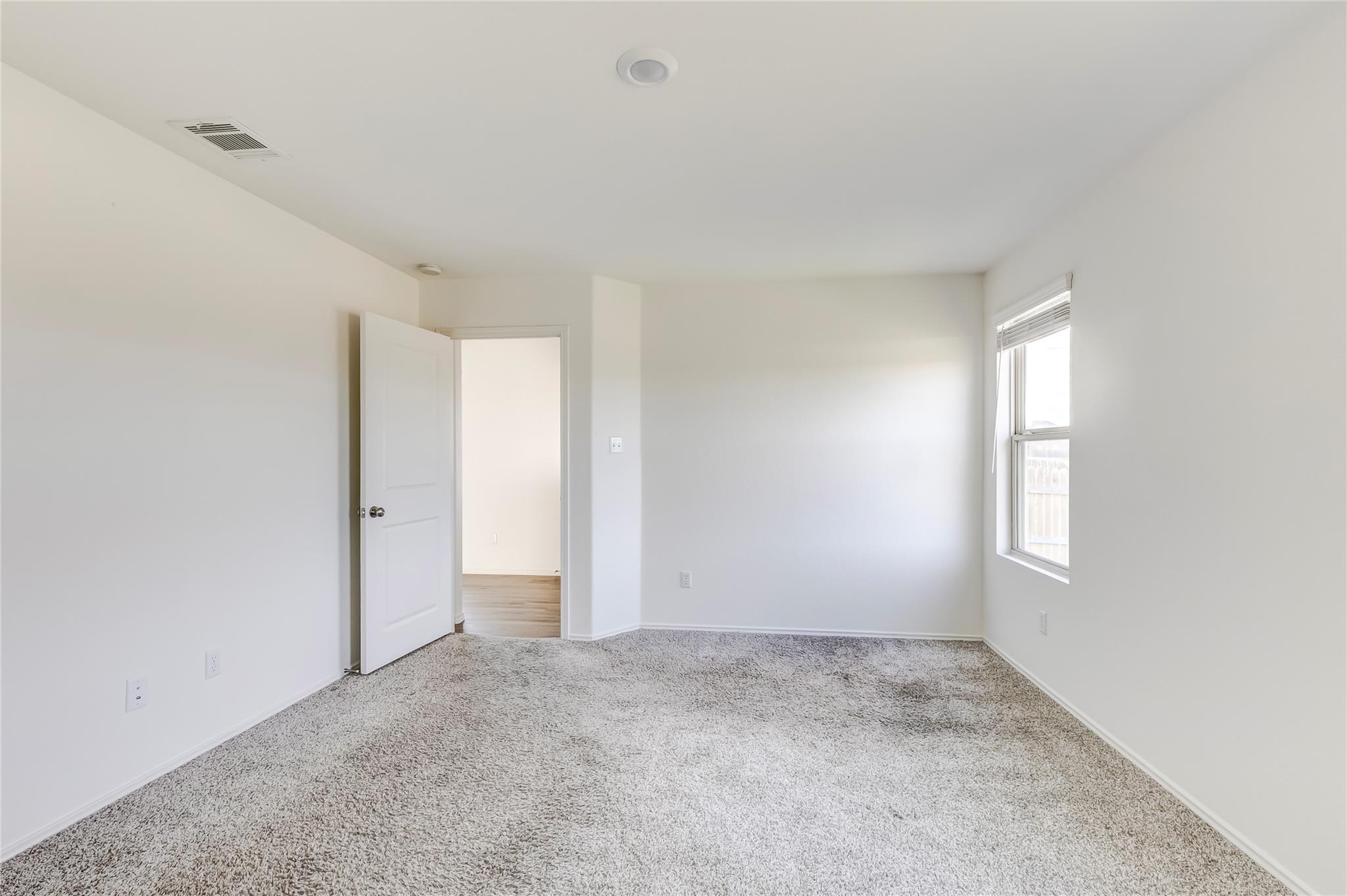 545 Greatest Gift Way, Jarrell, TX 76537