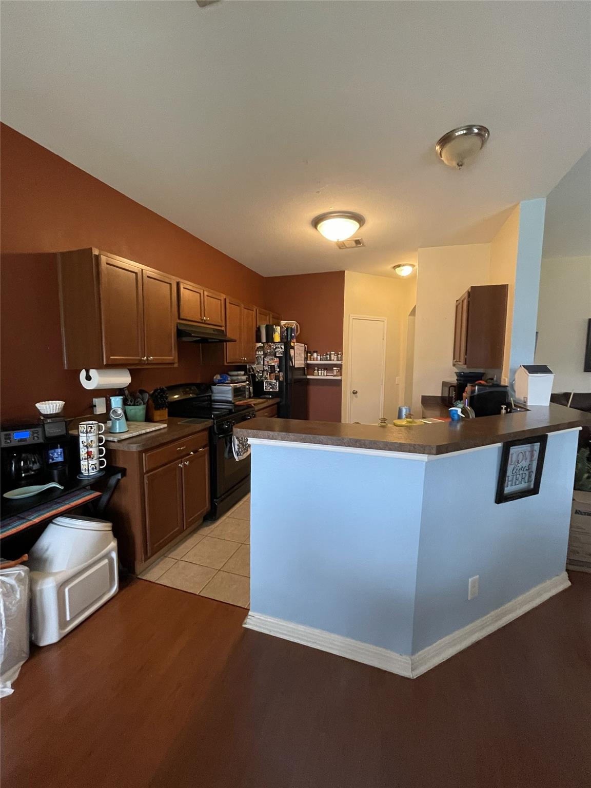 411 Estate Dr, Hutto, TX 78634