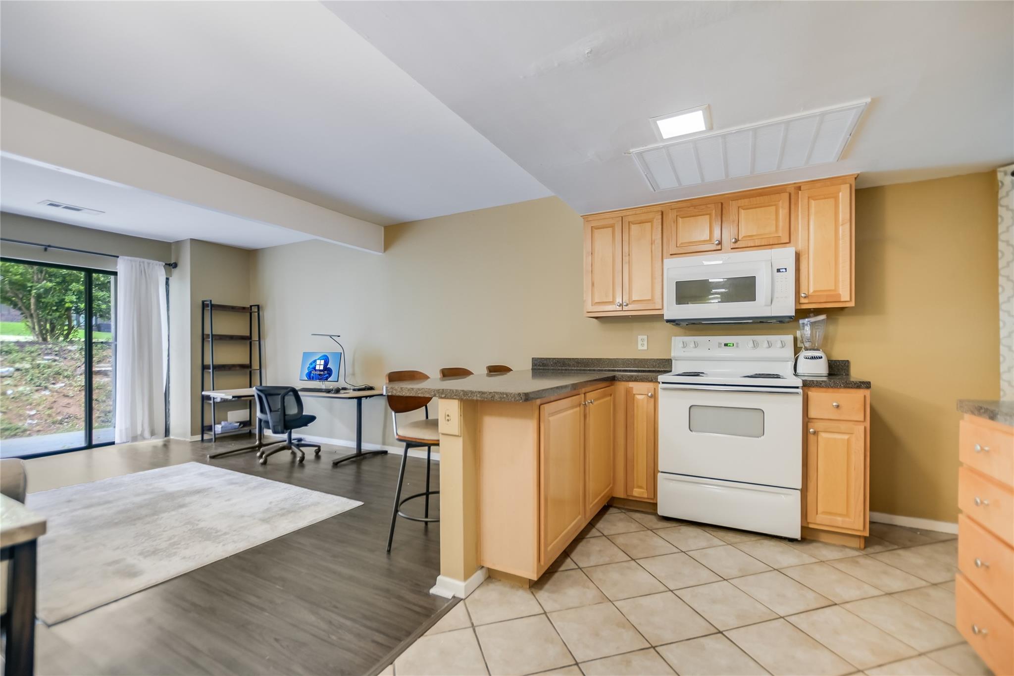 207 Hi Cir N # 112, Horseshoe Bay, TX 78657