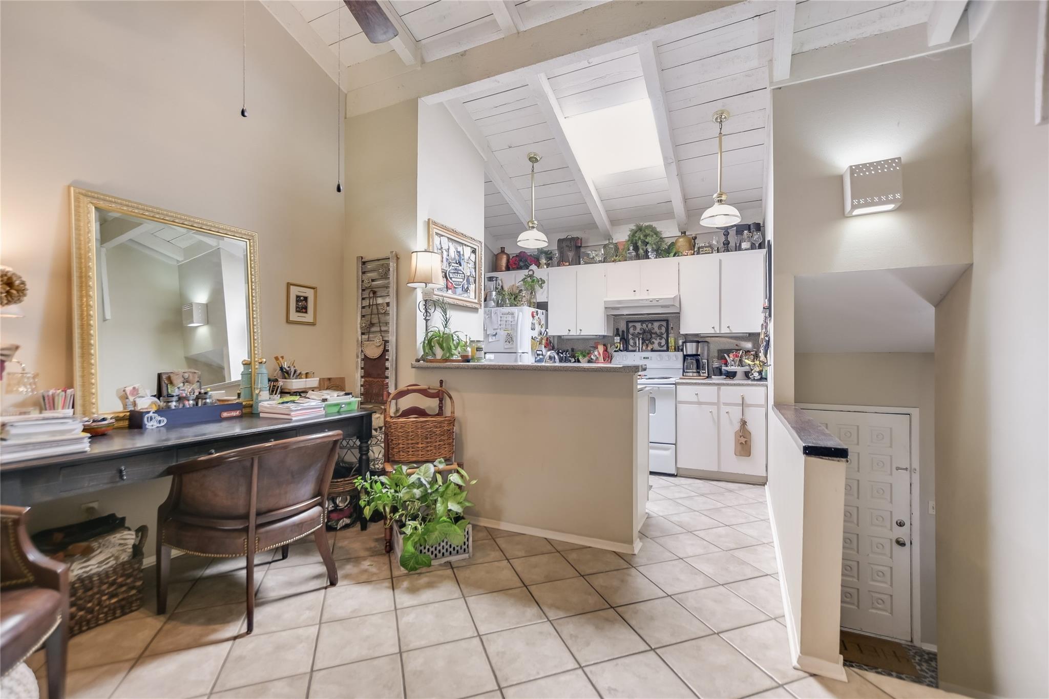 207 Hi Cir N # 112, Horseshoe Bay, TX 78657