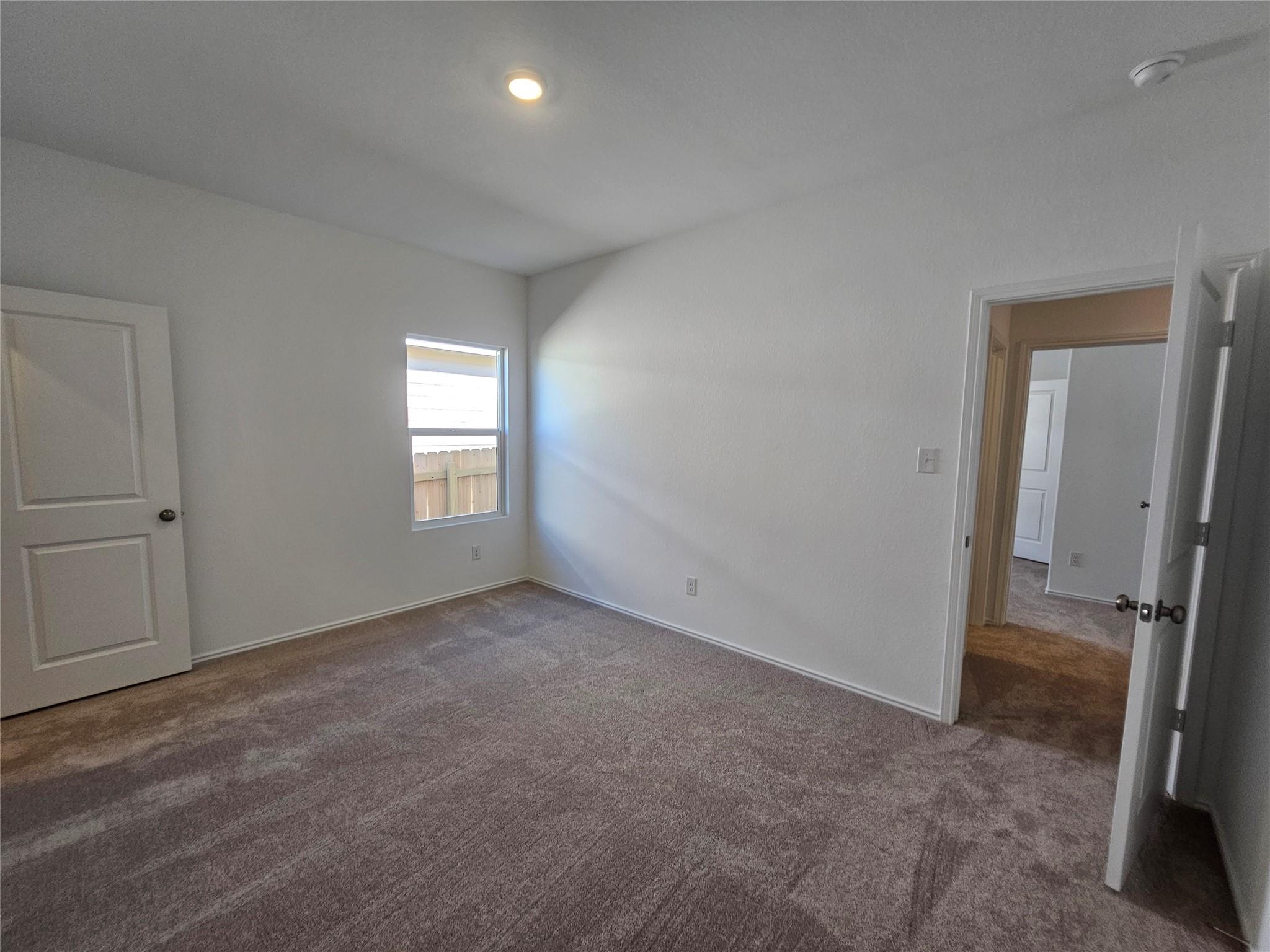 856 Rancho Del Cielo Loop, Jarrell, TX 76537