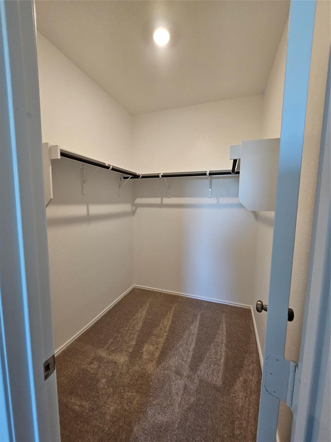 856 Rancho Del Cielo Loop, Jarrell, TX 76537