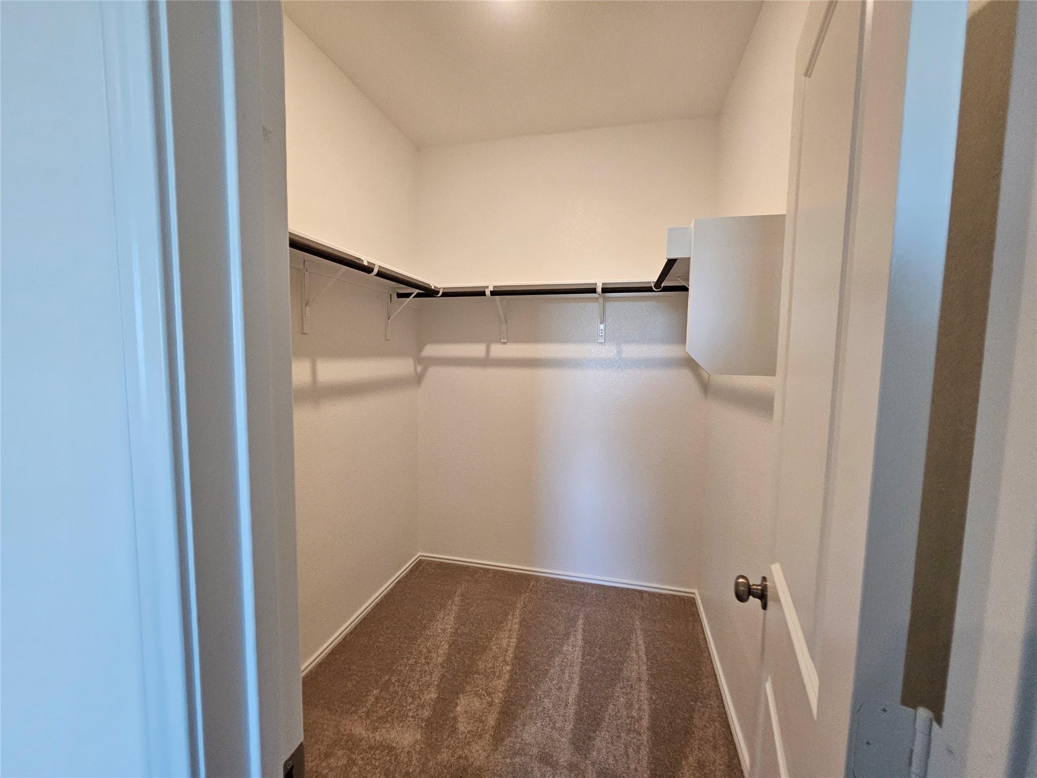 856 Rancho Del Cielo Loop, Jarrell, TX 76537