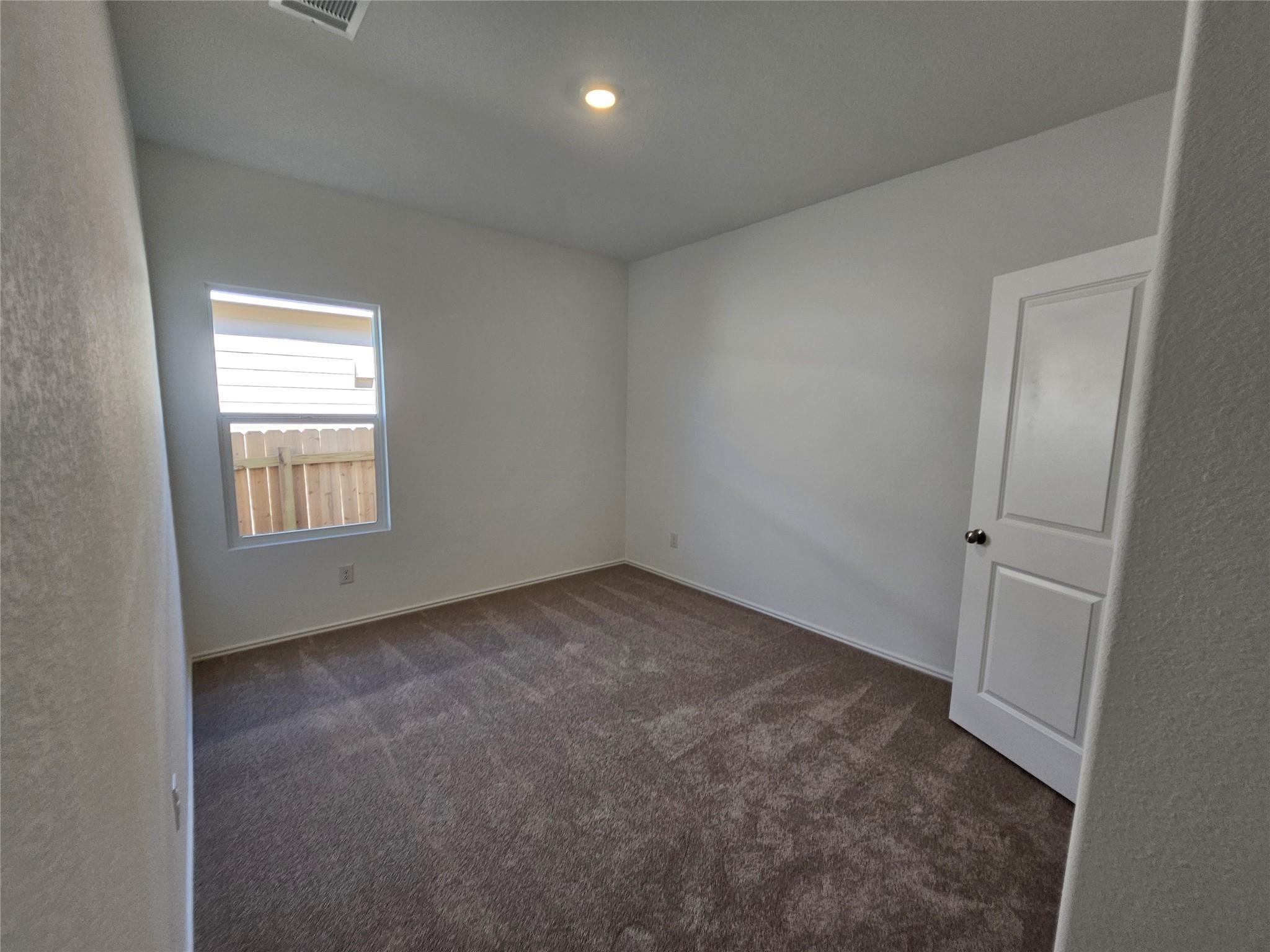 856 Rancho Del Cielo Loop, Jarrell, TX 76537