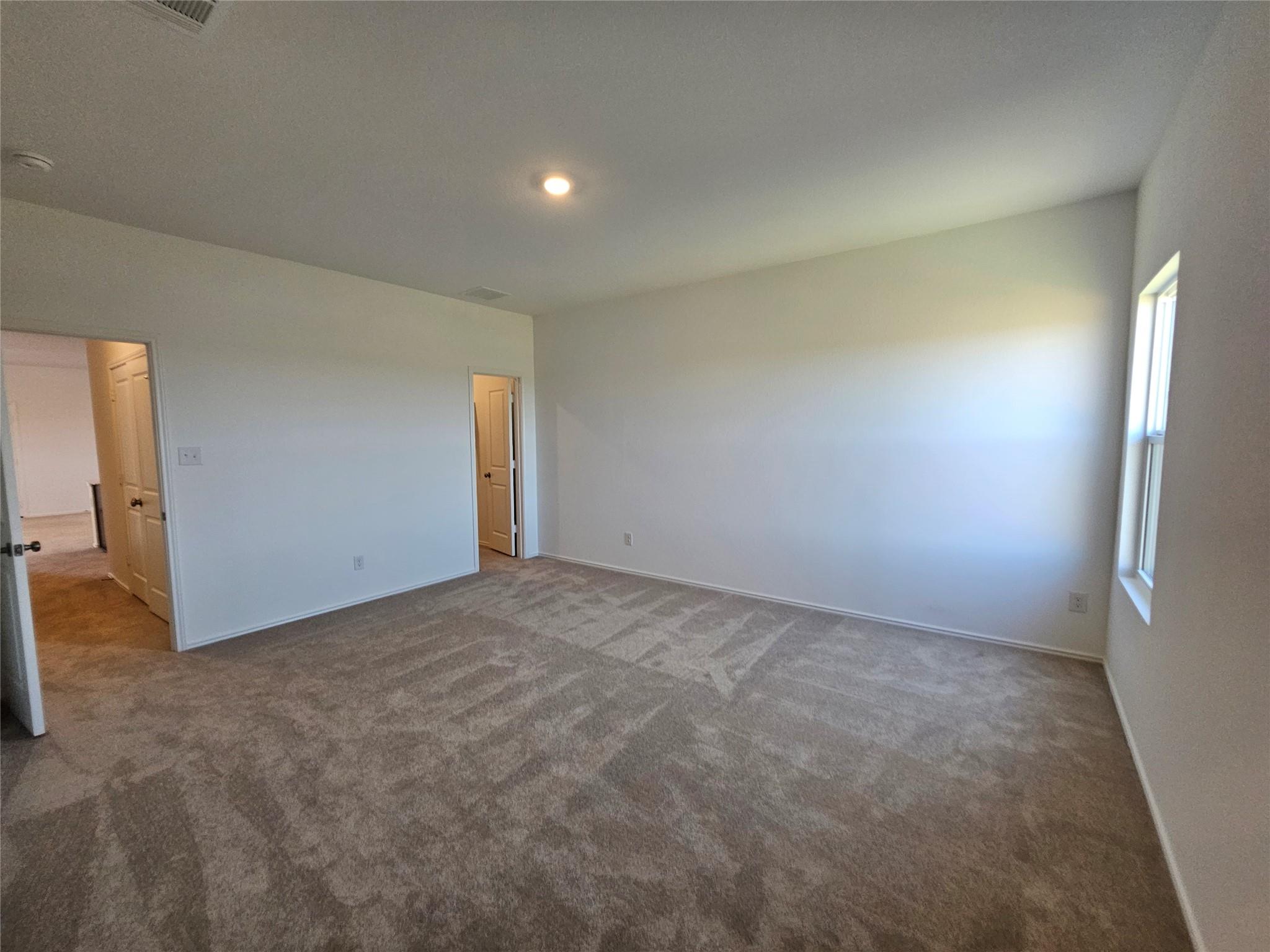 856 Rancho Del Cielo Loop, Jarrell, TX 76537