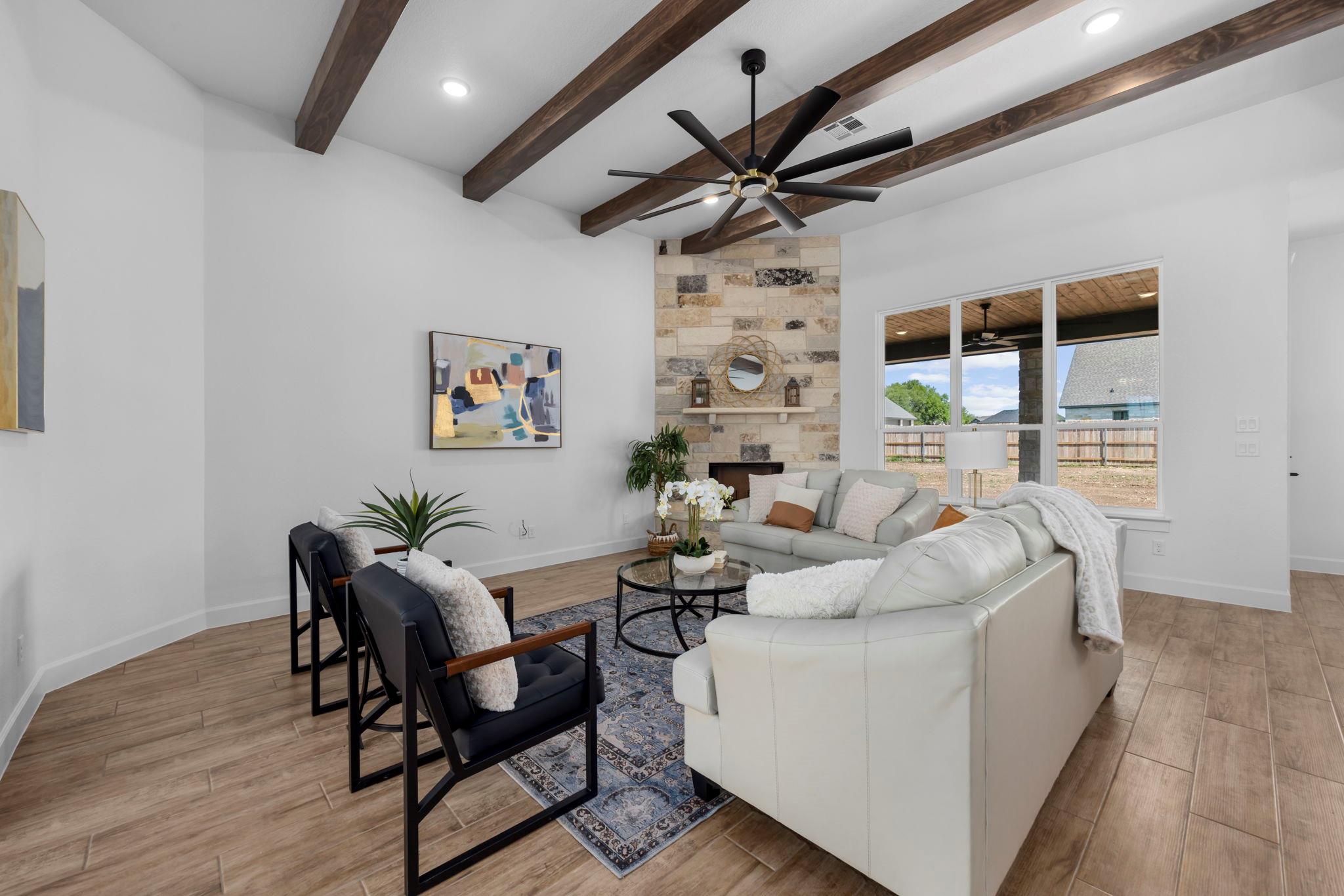 11144 Golden Eagle Ave, Salado, TX 76571