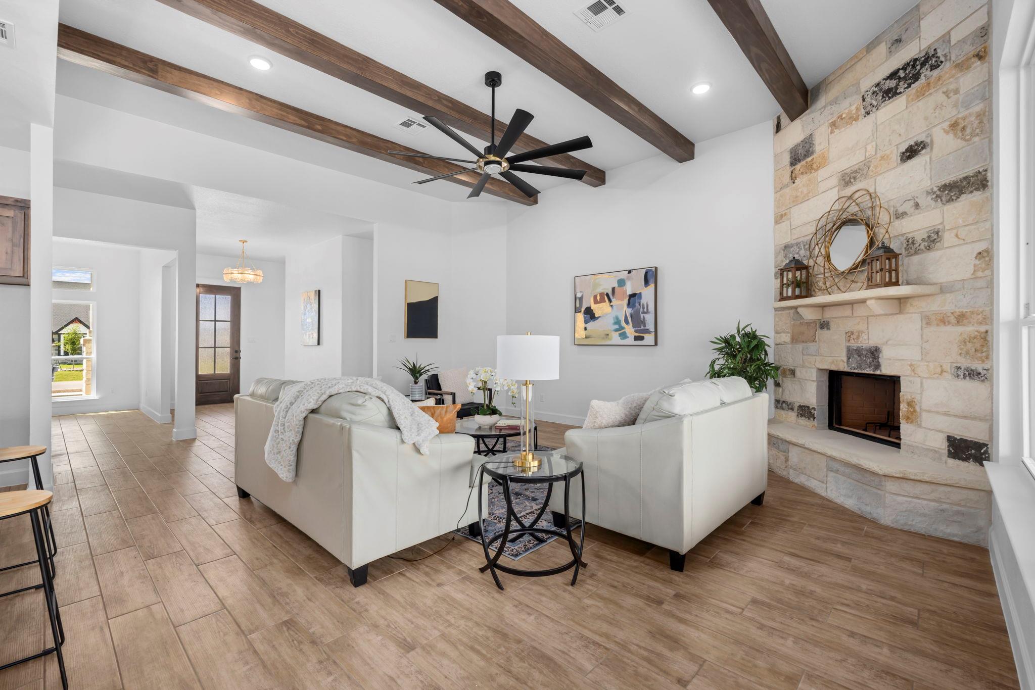 11144 Golden Eagle Ave, Salado, TX 76571