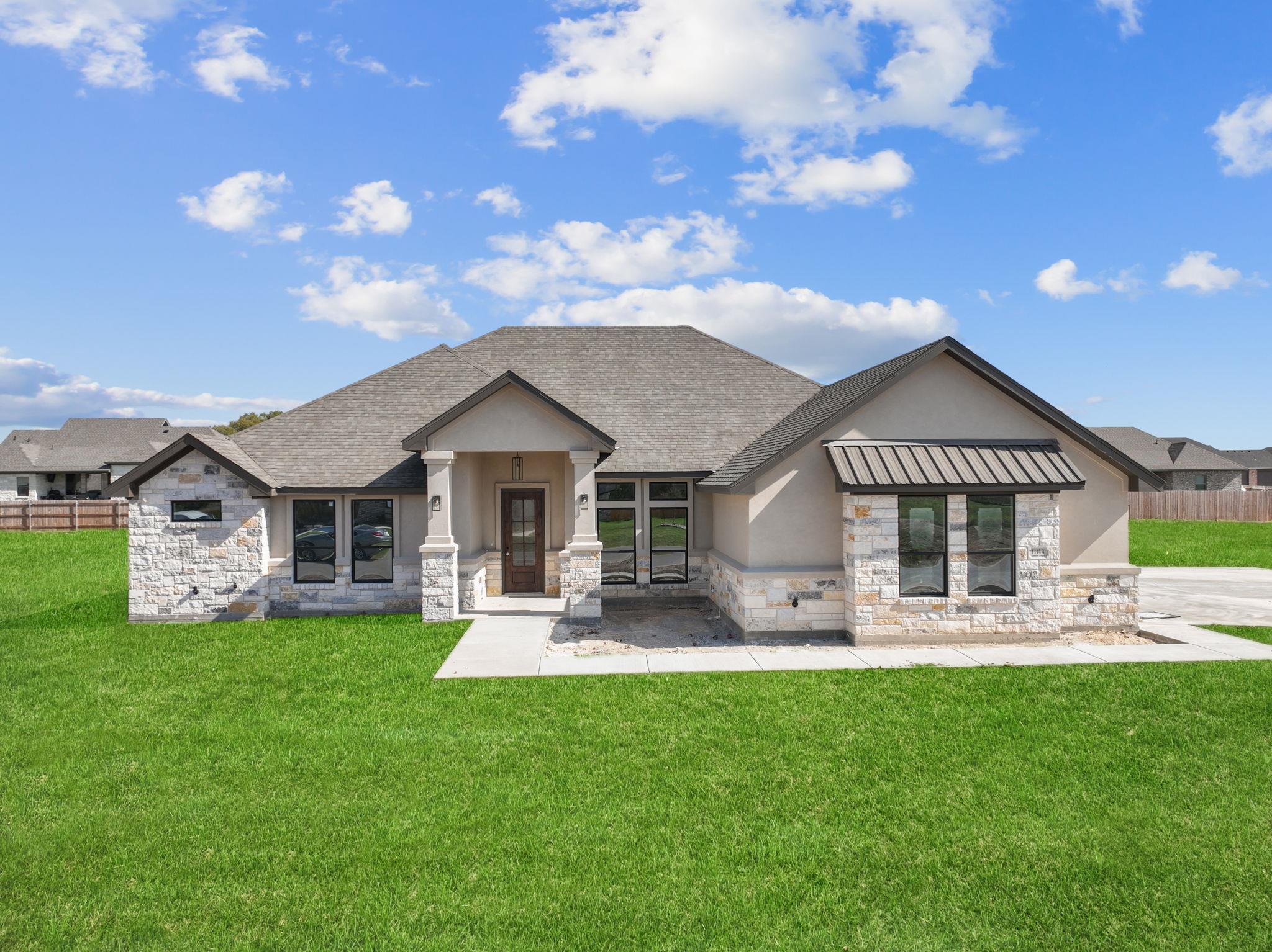 11144 Golden Eagle Ave, Salado, TX 76571
