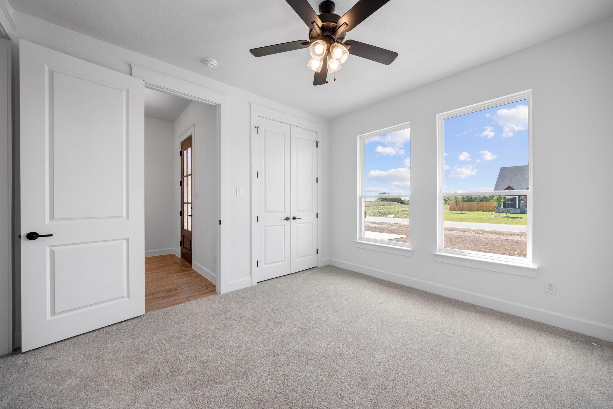 11144 Golden Eagle Ave, Salado, TX 76571