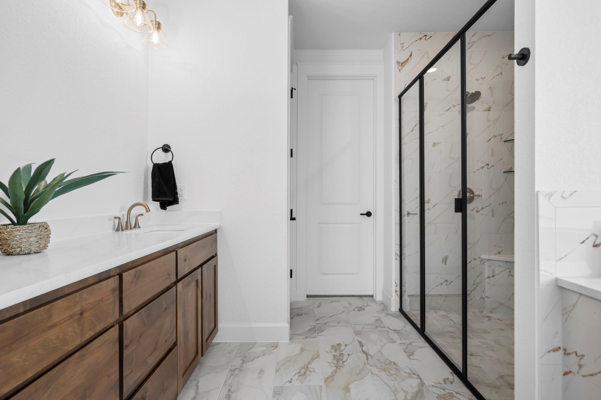 11144 Golden Eagle Ave, Salado, TX 76571