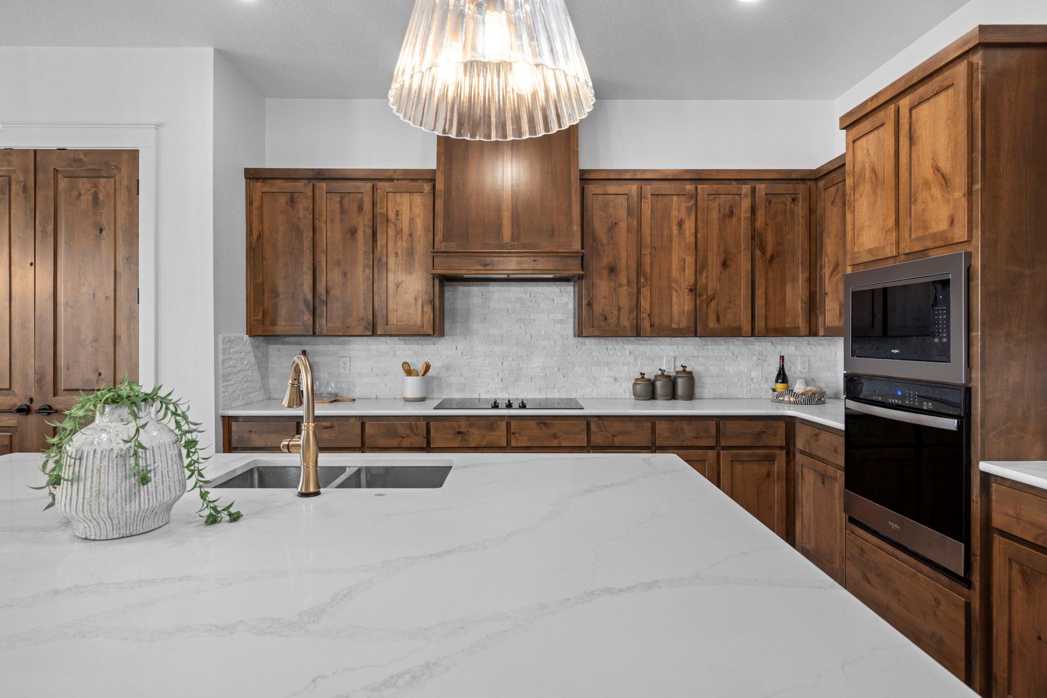 11144 Golden Eagle Ave, Salado, TX 76571