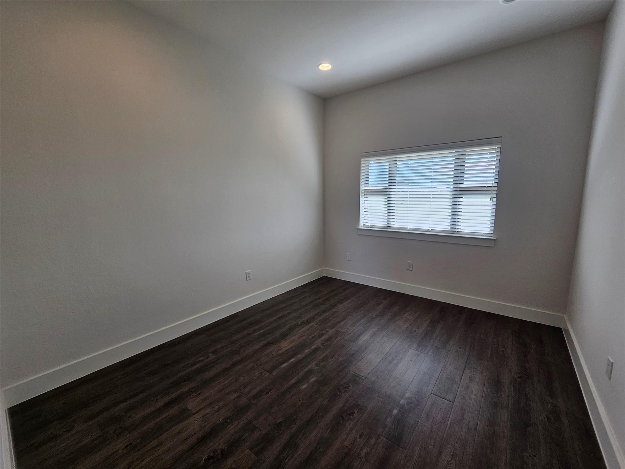 230 Klattenhoff Ln # 102, Hutto, TX 78634