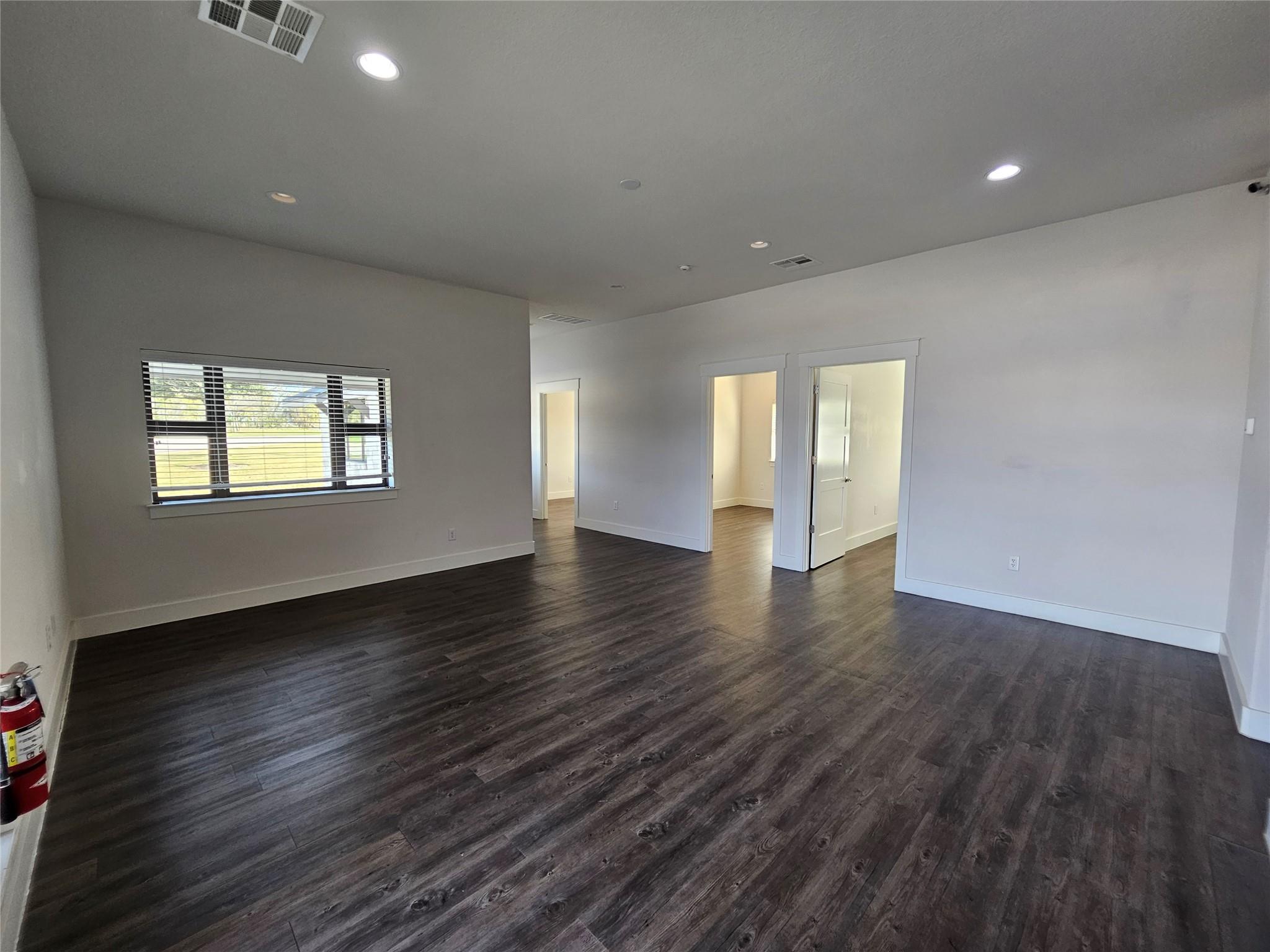 230 Klattenhoff Ln # 102, Hutto, TX 78634