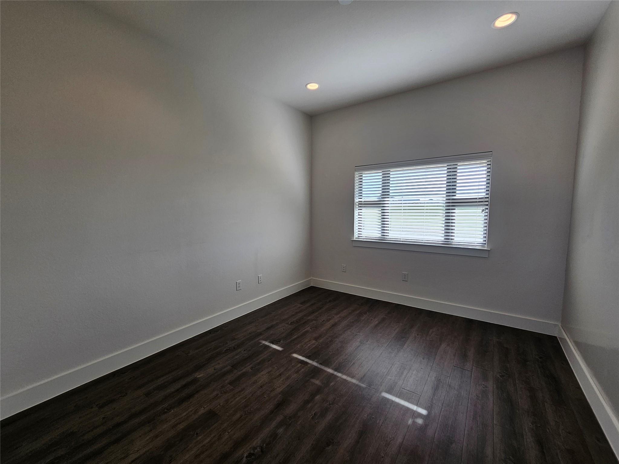 230 Klattenhoff Ln # 102, Hutto, TX 78634