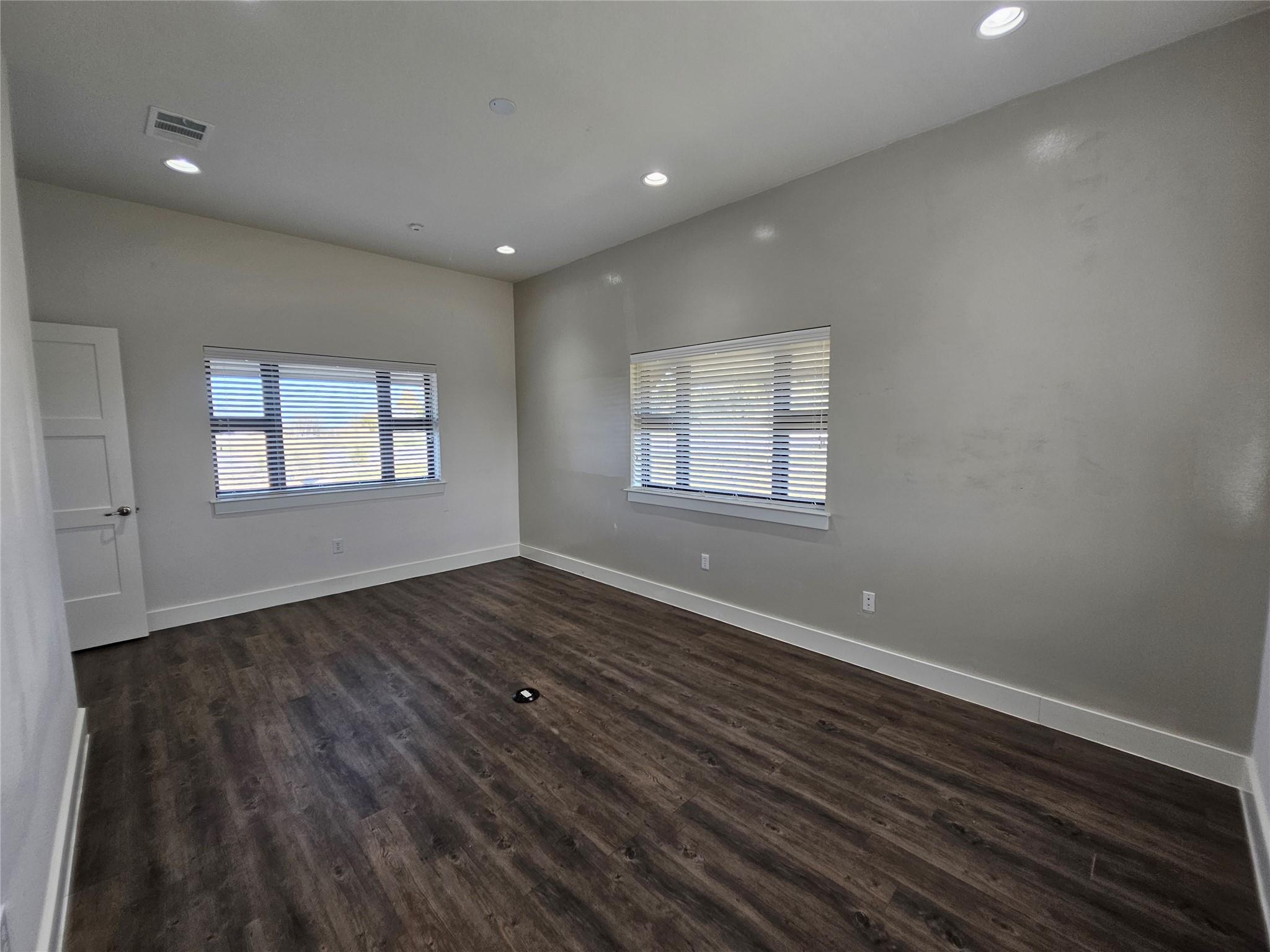 230 Klattenhoff Ln # 102, Hutto, TX 78634