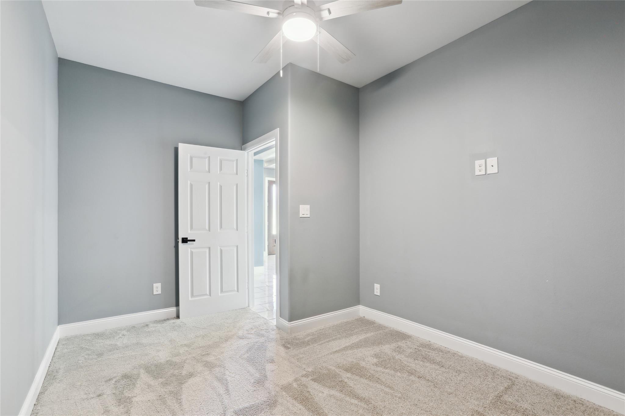 130 Creekwood Trl, Cedar Creek, TX 78612