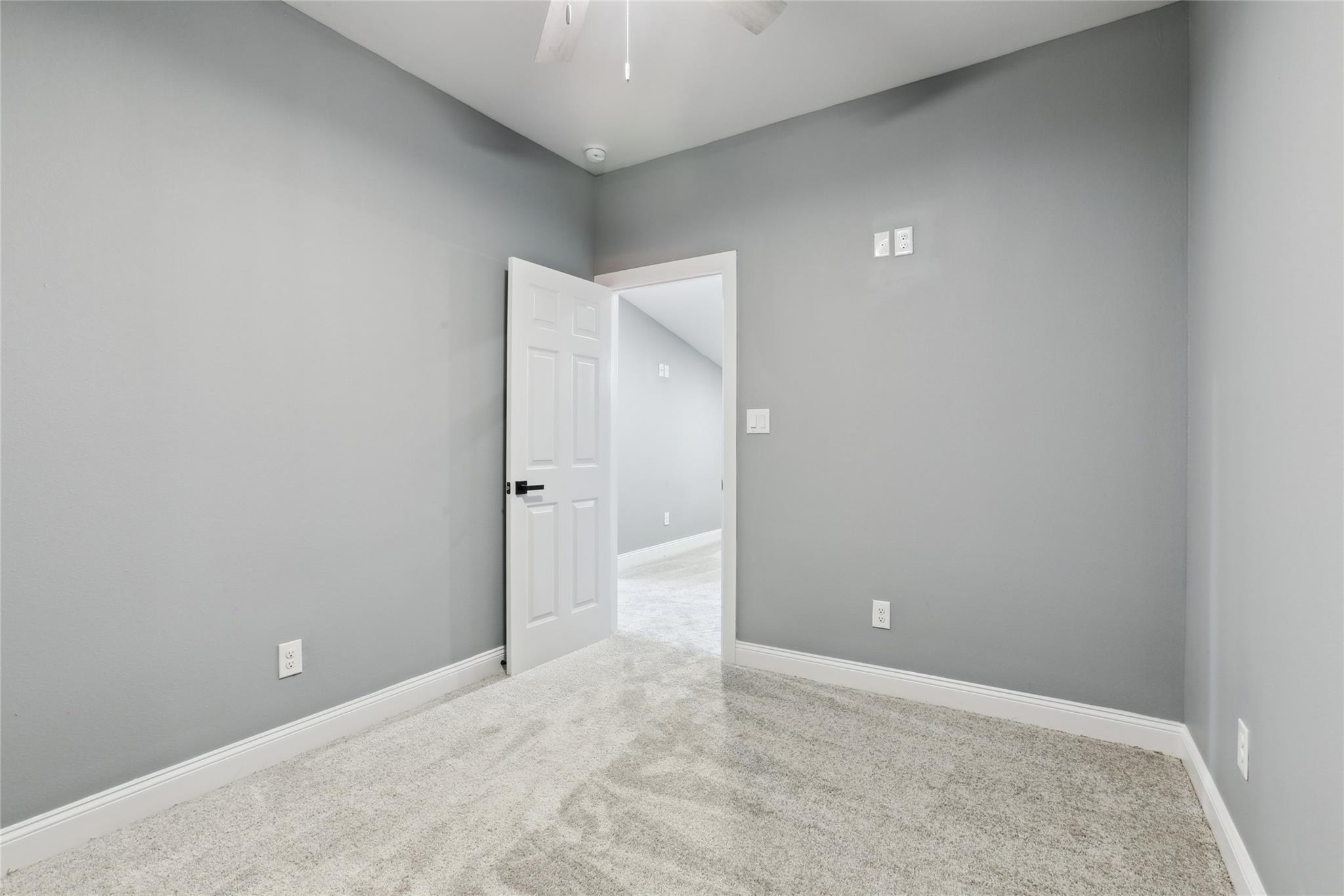 130 Creekwood Trl, Cedar Creek, TX 78612