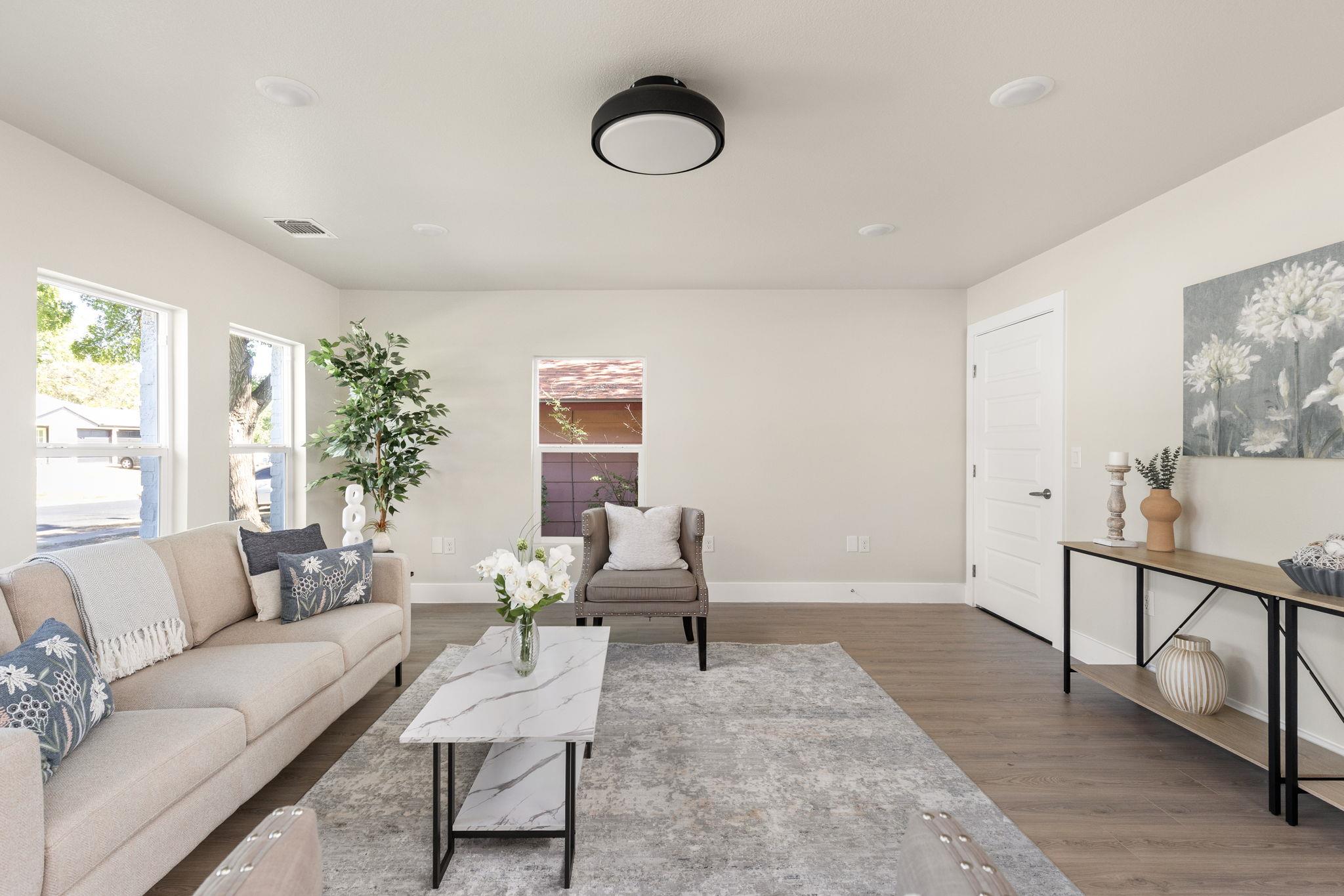 10101 Woodhaven Dr, Austin, TX 78753