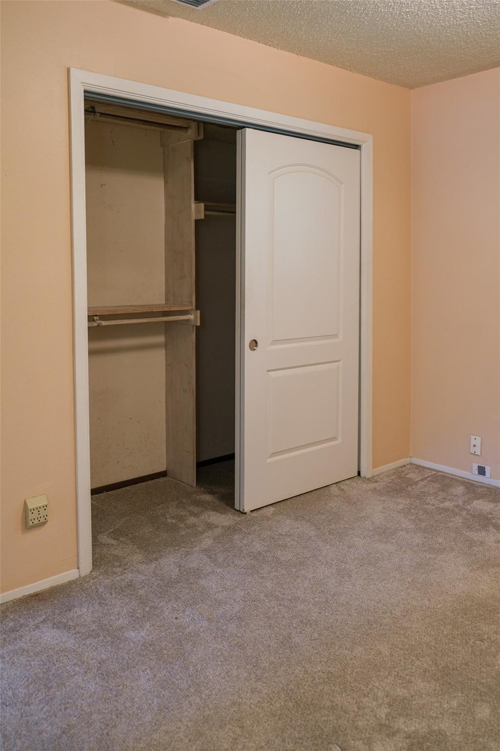 2512 McGregor Dr, Austin, TX 78745