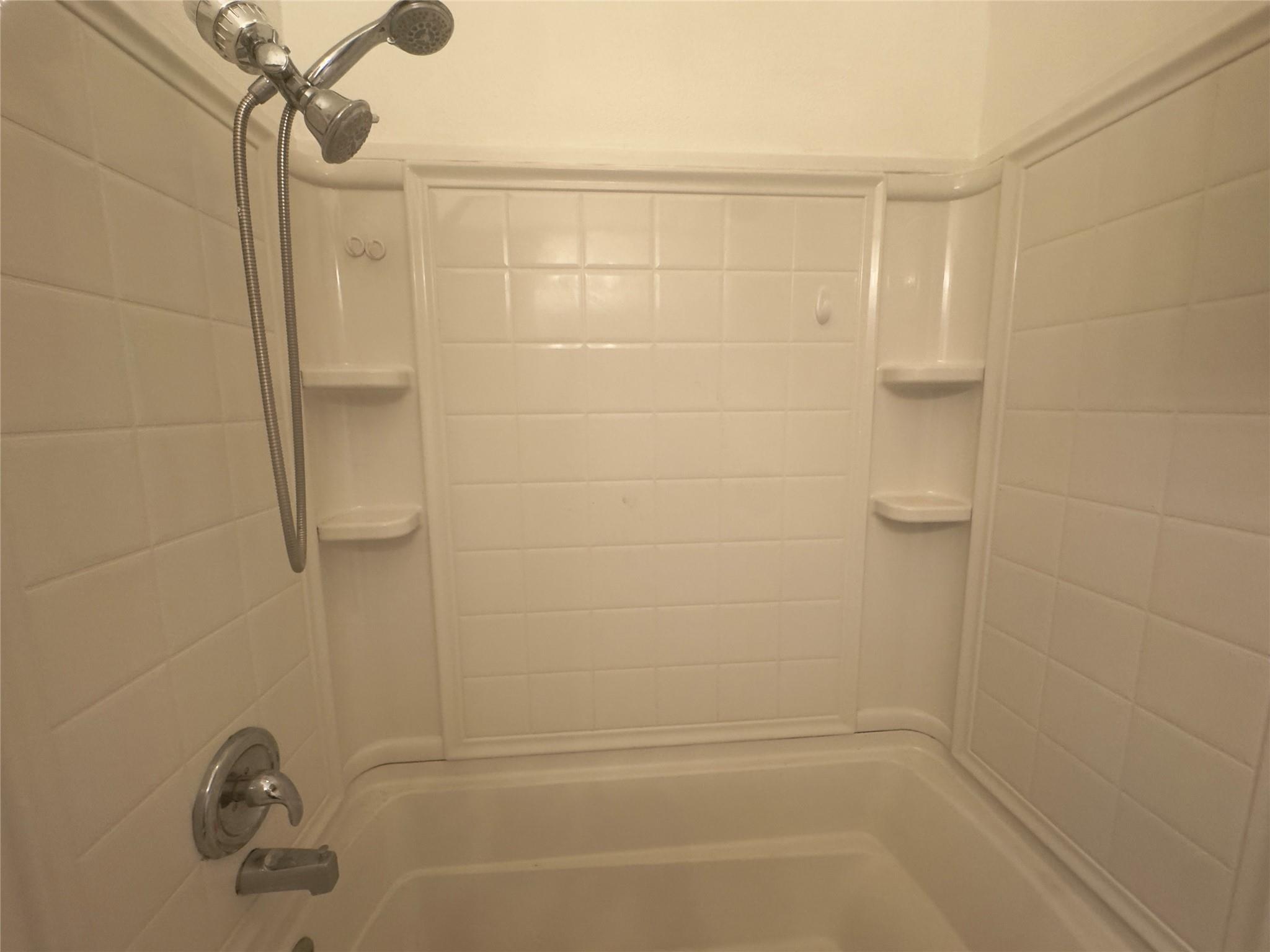 309 S Guadalupe St # C, Lockhart, TX 78644