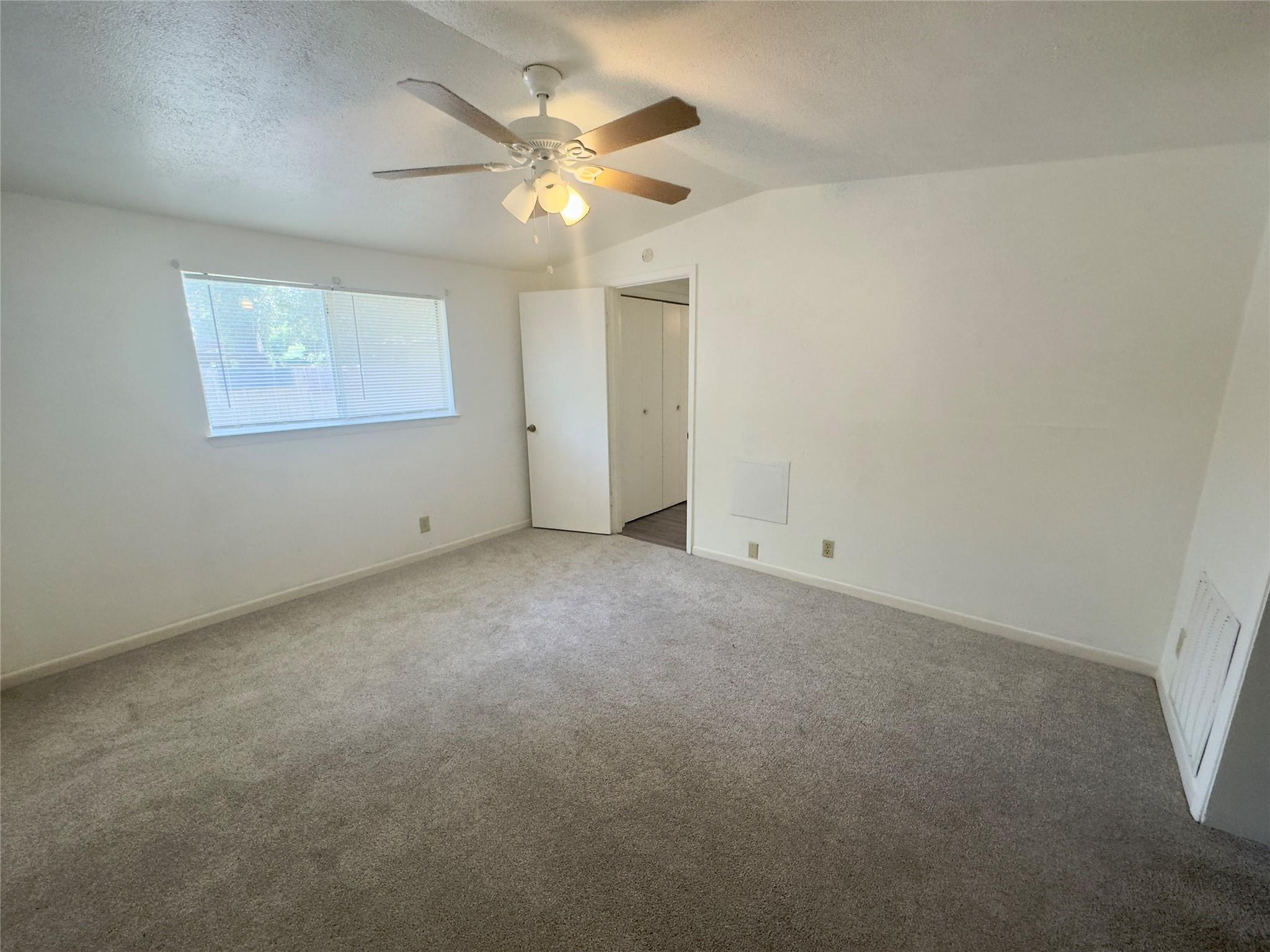 309 S Guadalupe St # C, Lockhart, TX 78644