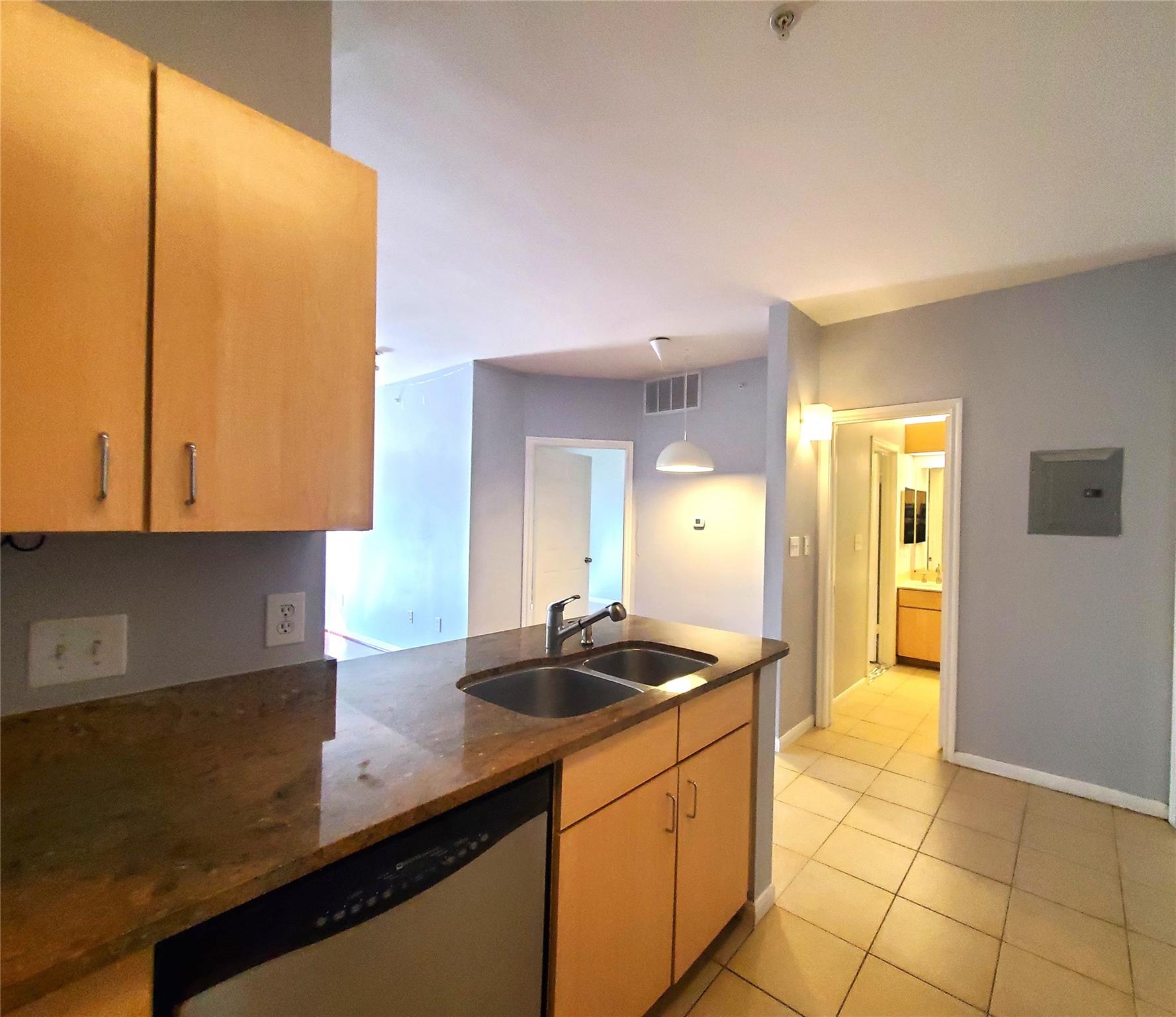 2209 Hancock Dr # 16, Austin, TX 78756