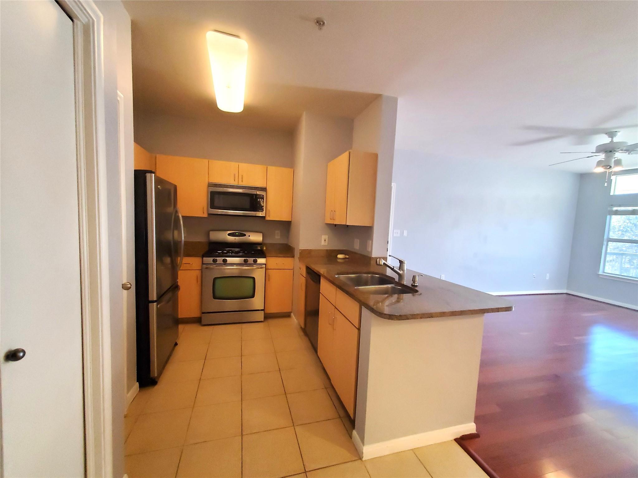 2209 Hancock Dr # 16, Austin, TX 78756