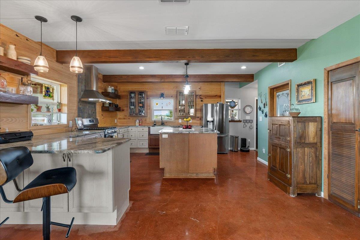 623 Nakishwana Cir, Sandia, TX 78383