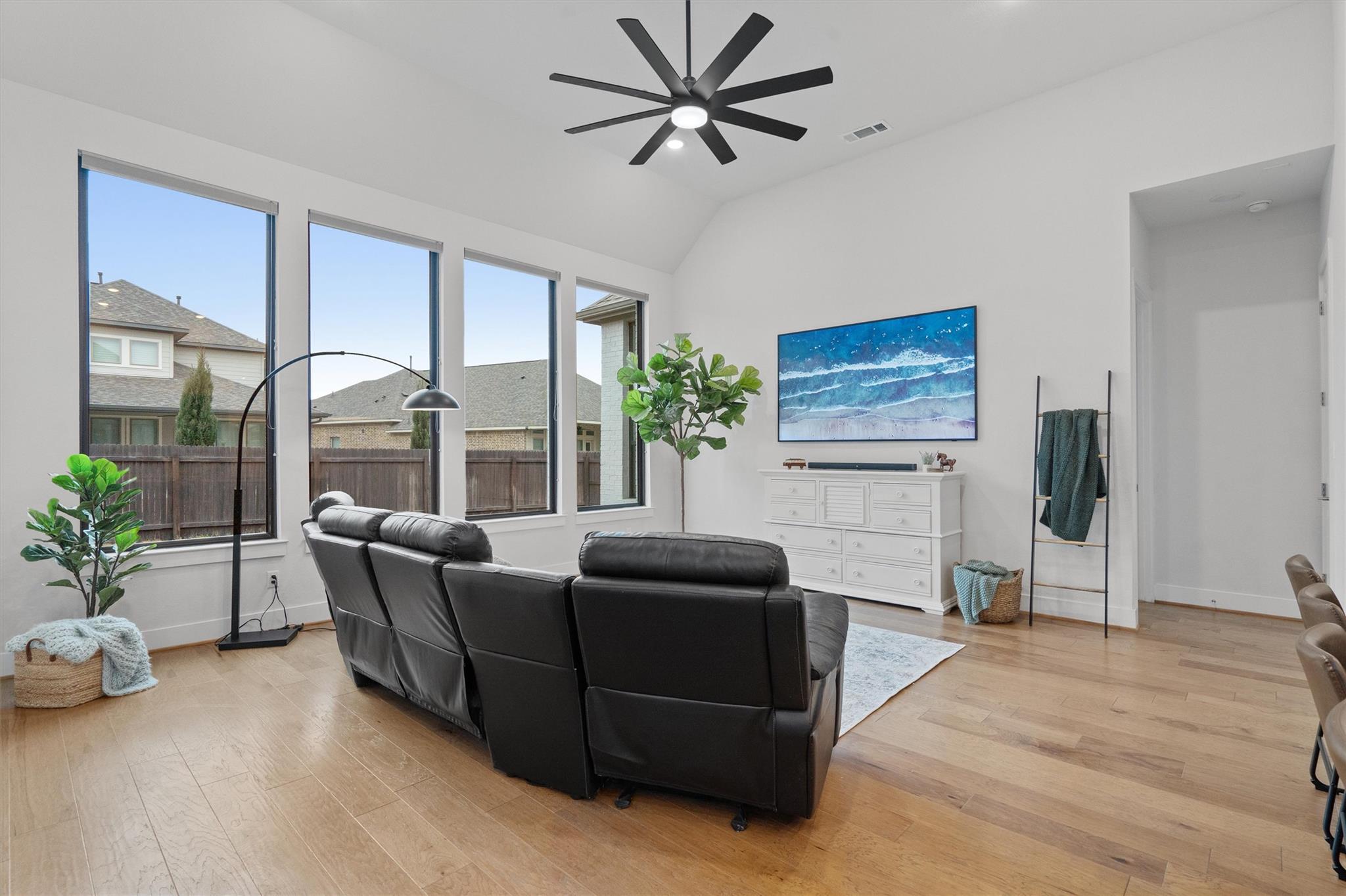 113 University Lands Dr, Liberty Hill, TX 78642