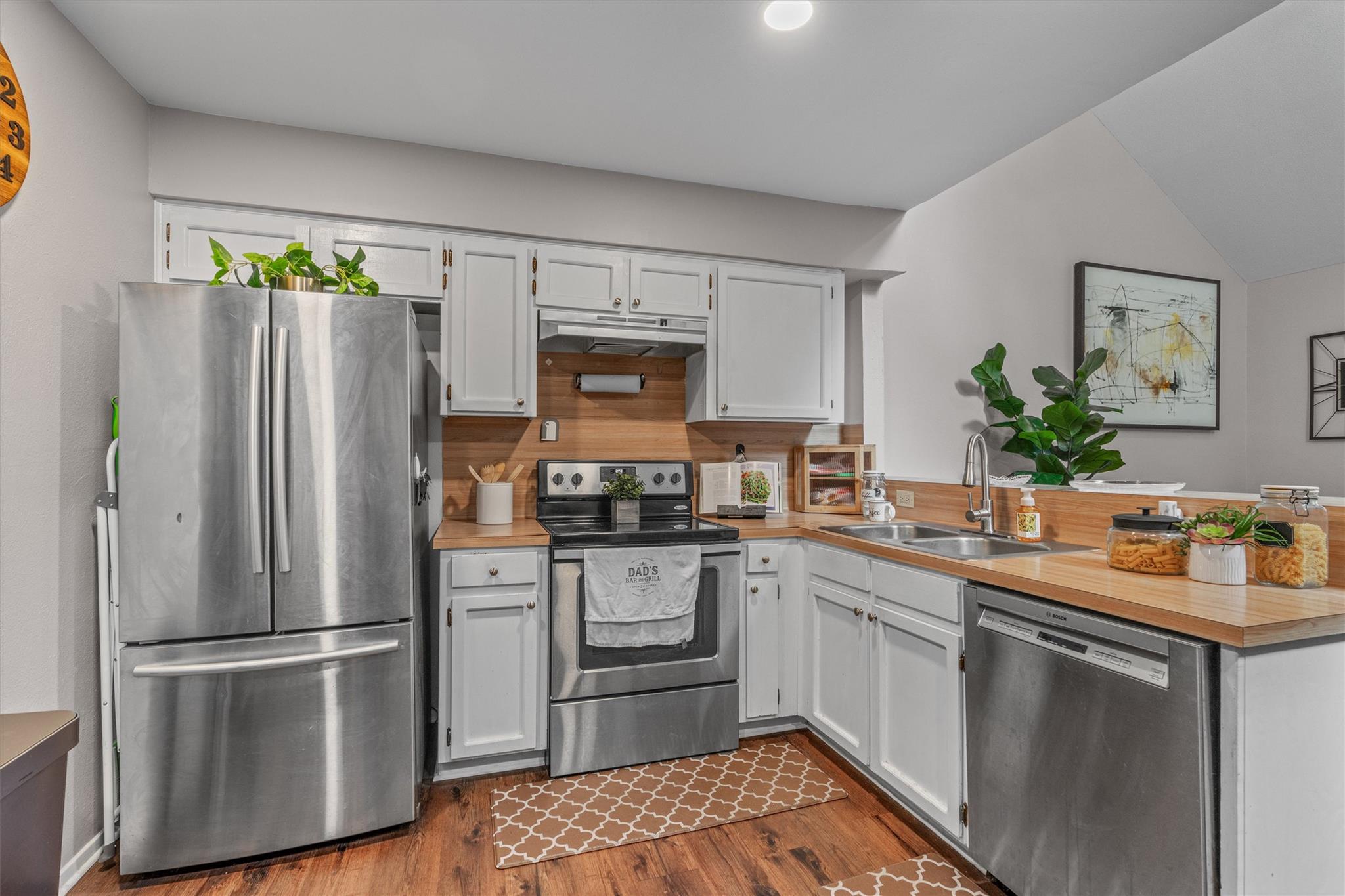 5608 Cougar Dr # 226, Austin, TX 78745