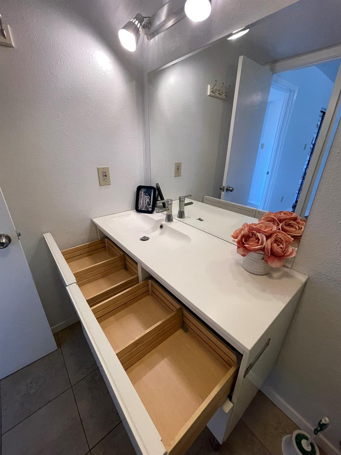 1514 Parker Ln # 110, Austin, TX 78741