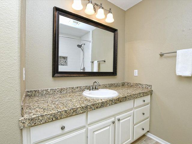 7606 Bar K Ranch Rd, Lago Vista, TX 78645