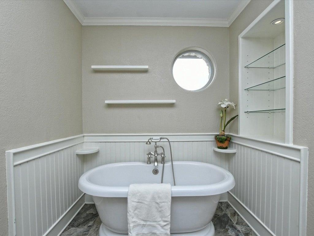 7606 Bar K Ranch Rd, Lago Vista, TX 78645