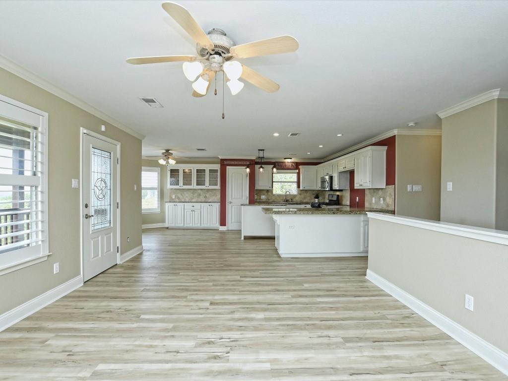 7606 Bar K Ranch Rd, Lago Vista, TX 78645