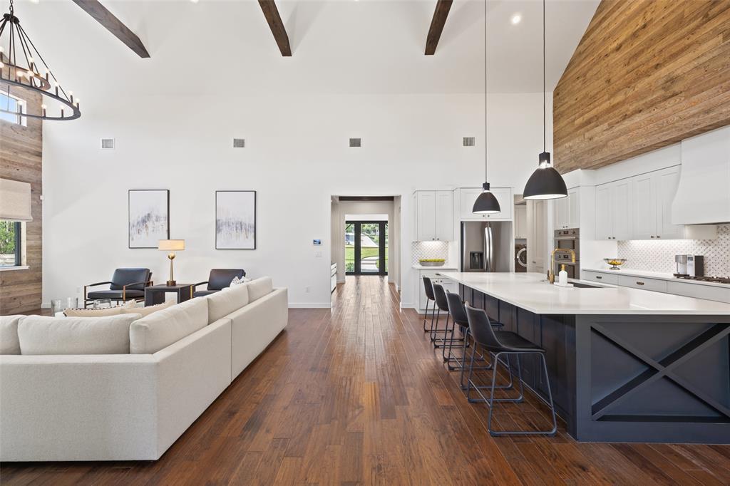 504 Padres Place, Lakeway, TX 78738