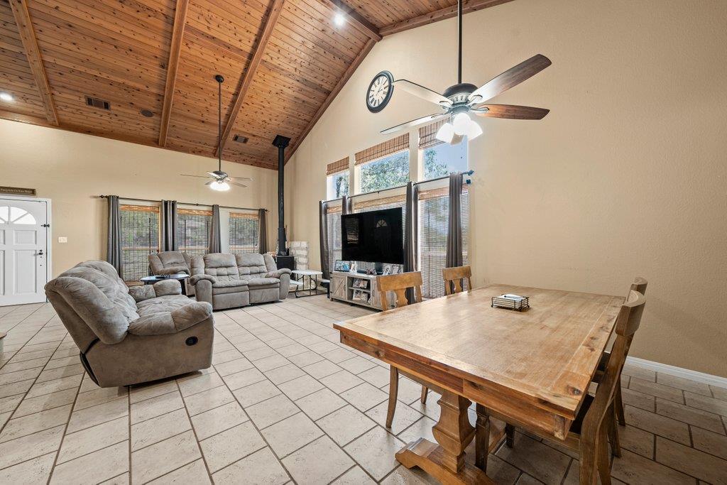 1100 Martindale Falls Rd, Martindale, TX 78655