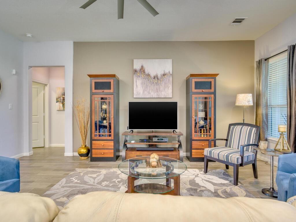 2125 Sauterne Dr, Leander, TX 78641