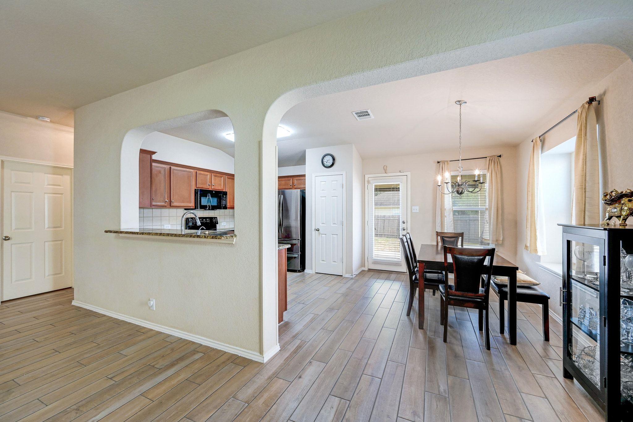 2136 Sinclair Dr, New Braunfels, TX 78130