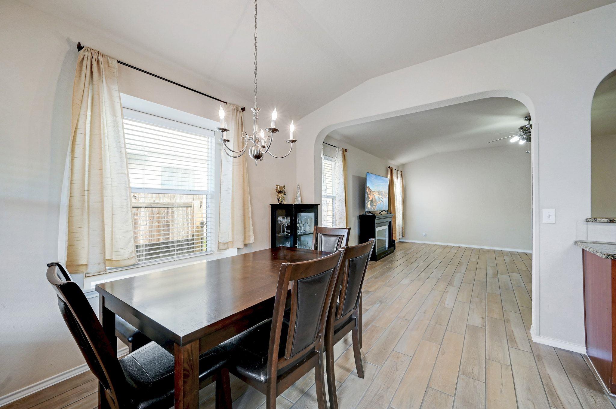 2136 Sinclair Dr, New Braunfels, TX 78130